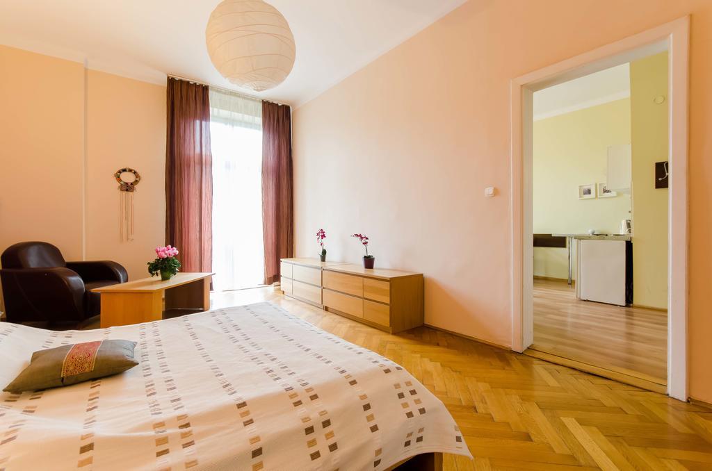 Fantasia Apartments Krakau Exterior foto
